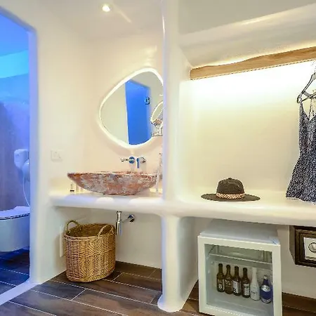 Island Escape Szálloda Pláka