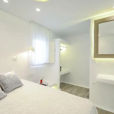 Island Escape Hotel Pláka